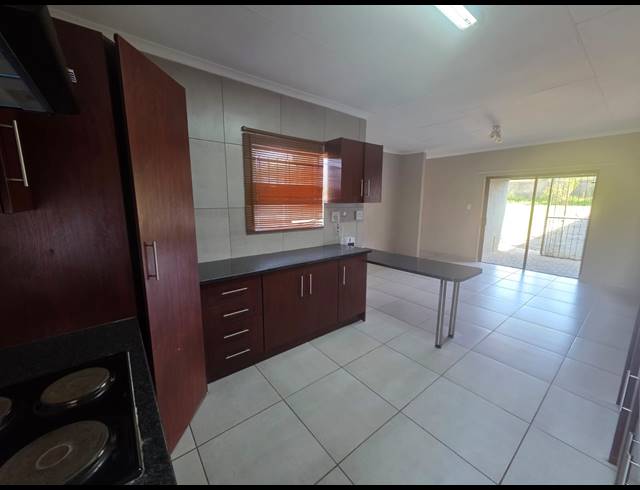 3 BEDROOM TOWNHOUSE TO LET IN KAALPLAATS